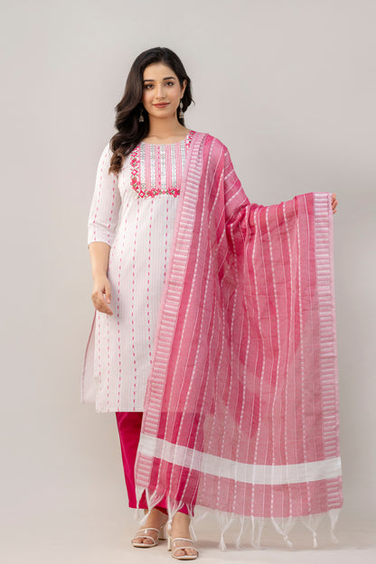 Women Cotton Blend Kurta Pant Dupatta Set