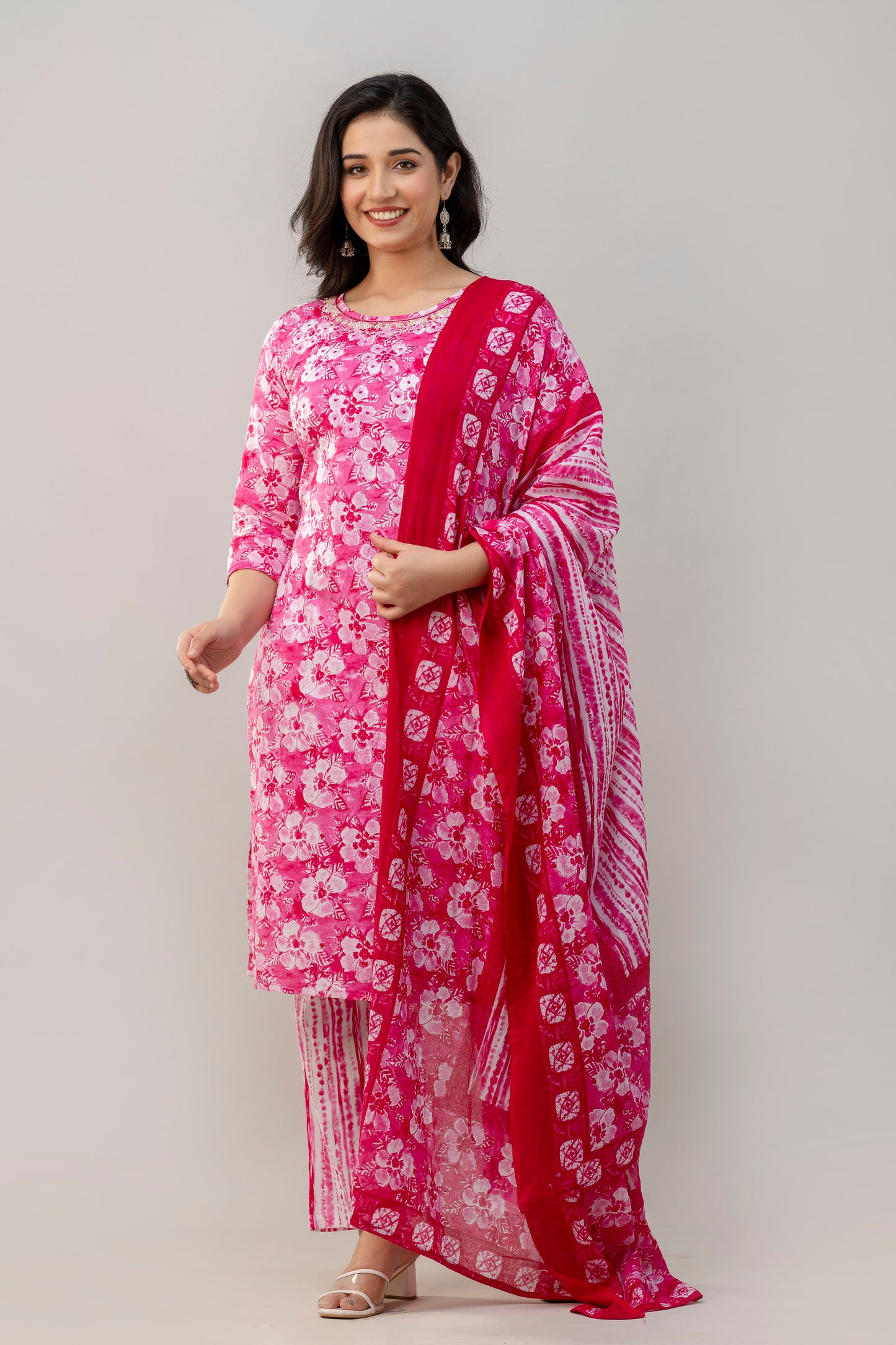 Women Viscose Rayon Kurta Pant Dupatta Set