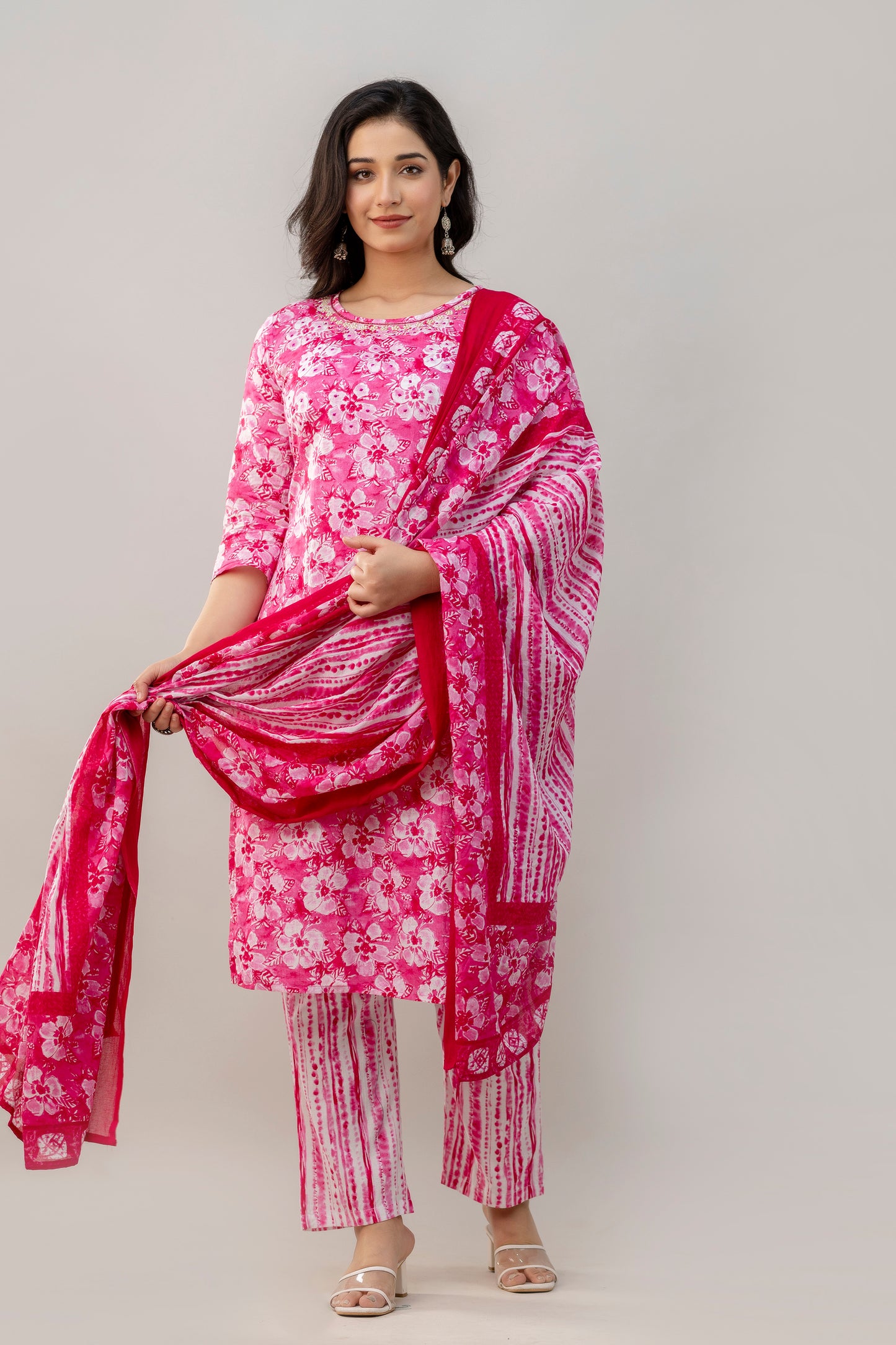 Women Viscose Rayon Kurta Pant Dupatta Set