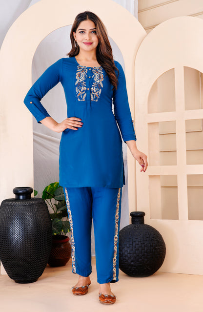 Women Viscose Rayon Kurta Pant Set