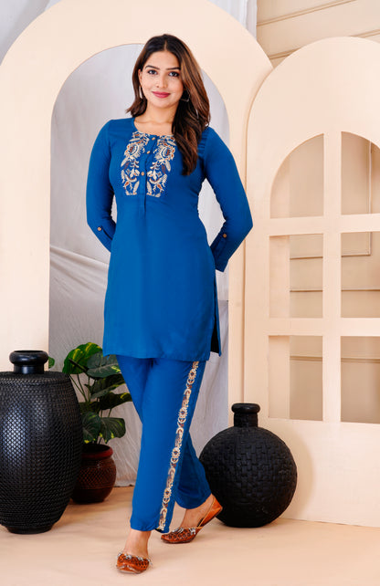 Women Viscose Rayon Kurta Pant Set